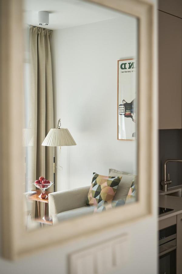 Apartament Maly Prl - Mlyn Maria - Art Apartments ヴロツワフ エクステリア 写真